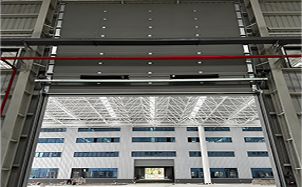 景泰工业提升门