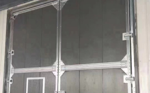 景泰兰州厂房景泰工业门选购与使用指南：打造高效安全的生产环境