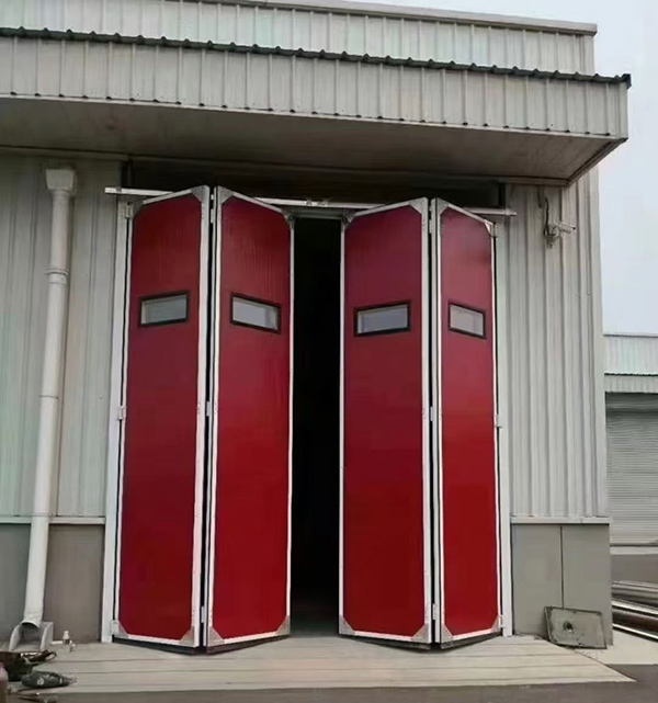 景泰工业折叠门在大型装配车间出入口的应用实例