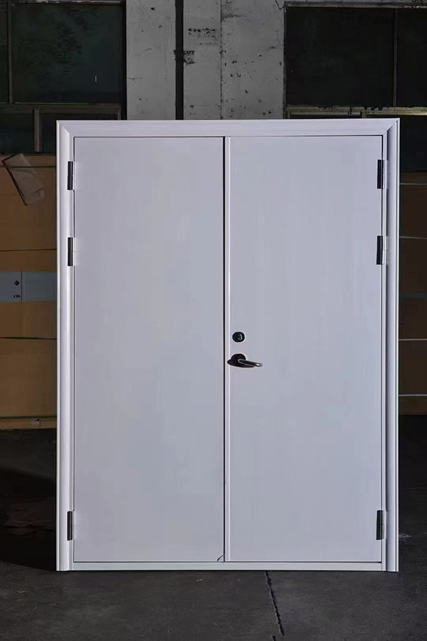 酒店项目完成公共区域景泰防火门布设